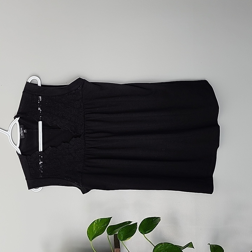 ECLIPSE black tank swing top medium large